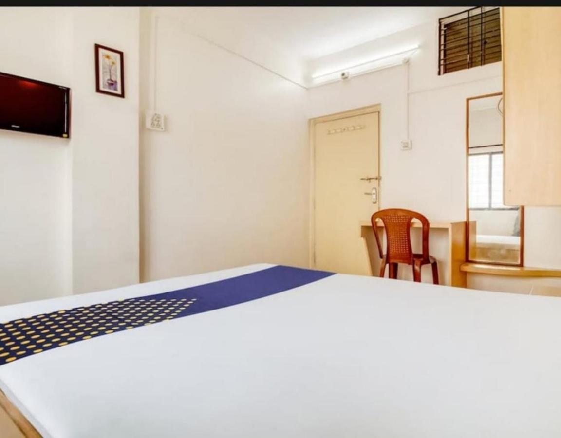Hotel Rahi Nášik Exteriér fotografie